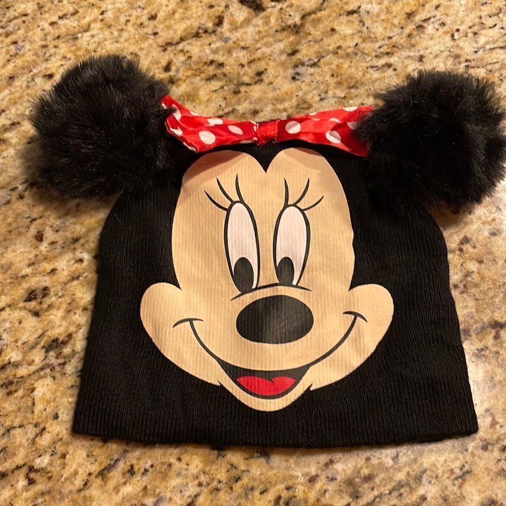 Disney Minnie Mouse Pom Pom hat - Picture 3 of 8